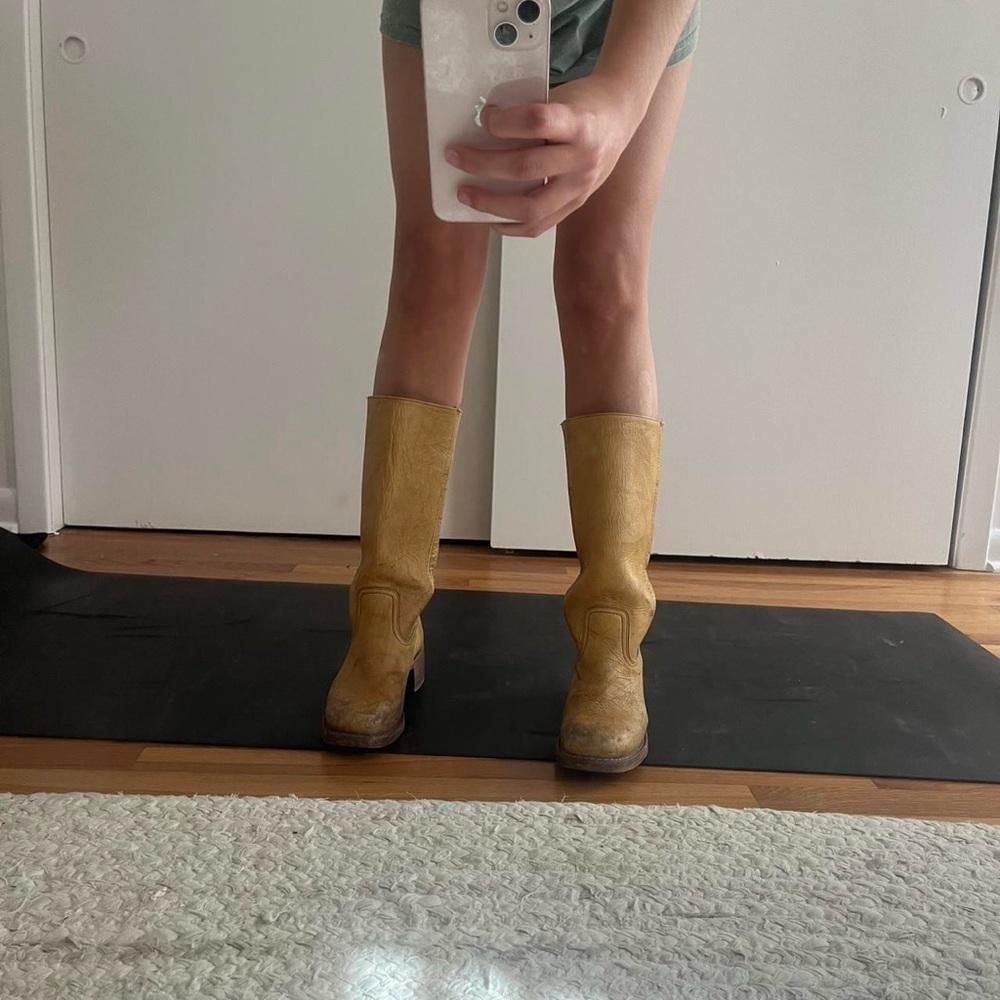 Frye Banana Campus boots